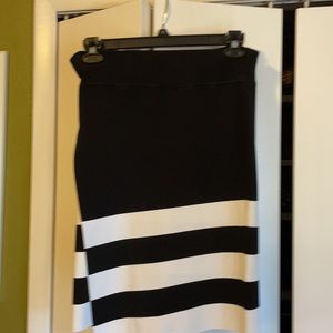 Halogen black/white stripe skirt, size medium